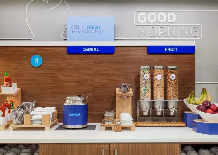 Express & Chicago West - By Ihg 2* Oak Park