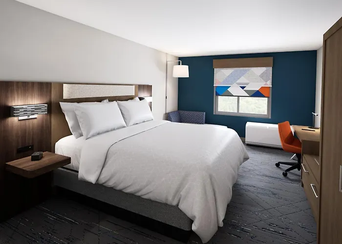 Hotel Express & Chicago West - By Ihg